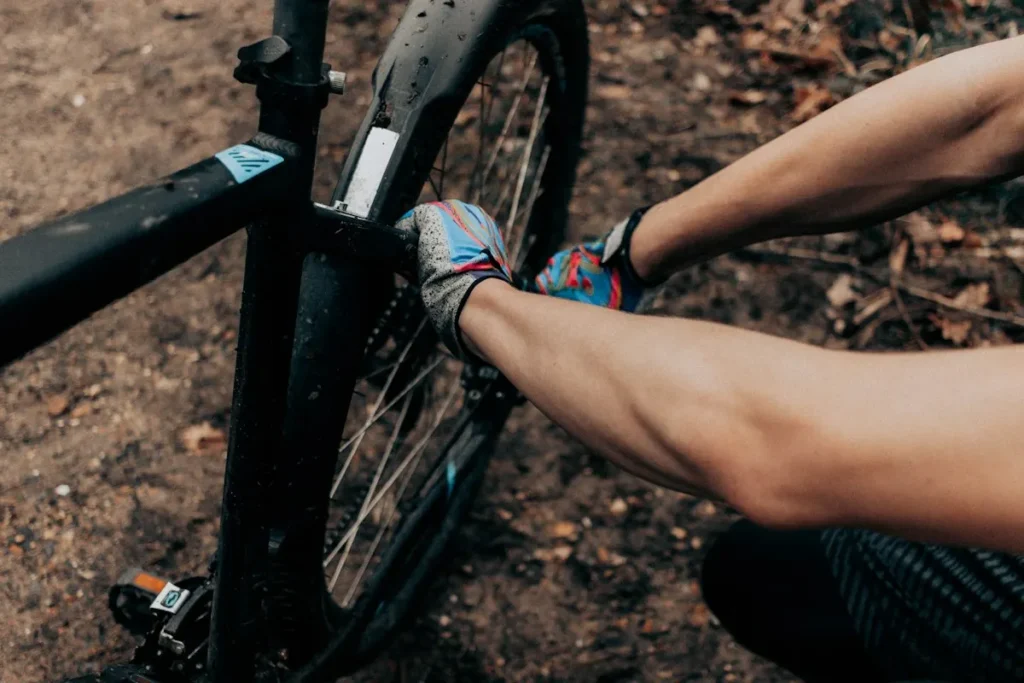 Como encher pneu de bicicleta sem bomba?