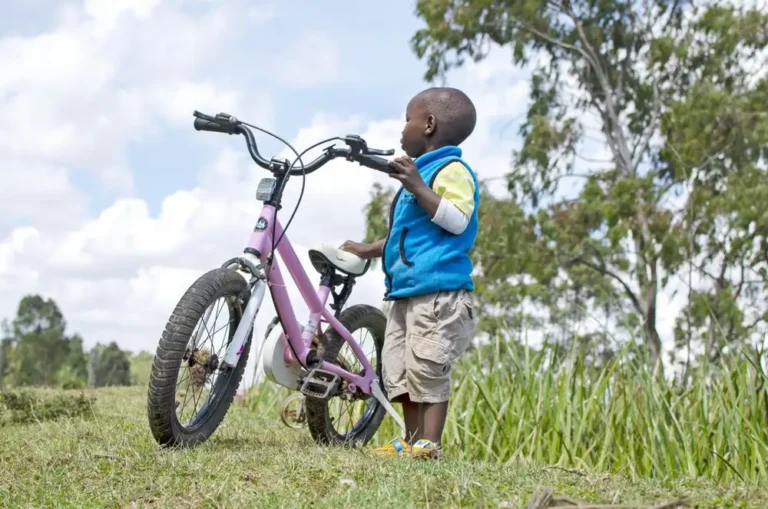 Bicicleta infantil de alumínio: por que escolher esse material?